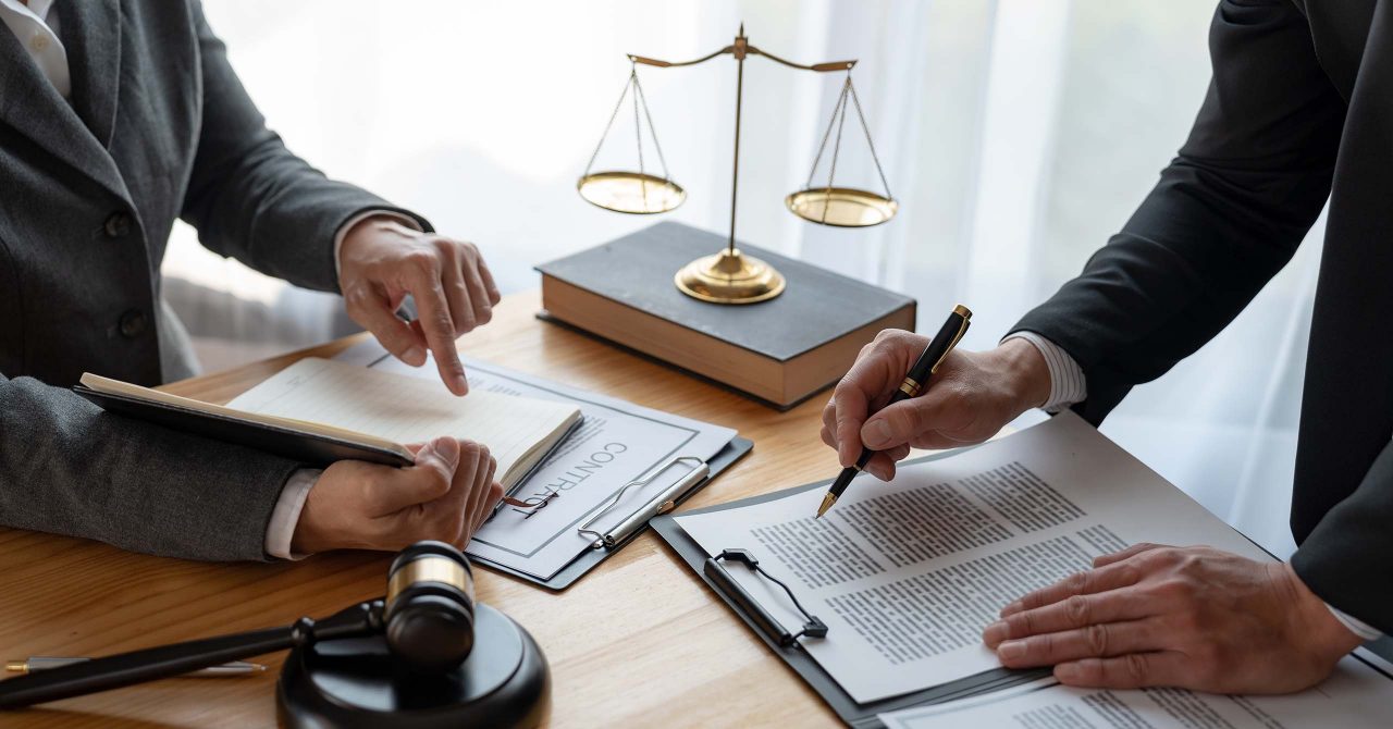legal assistance dubai