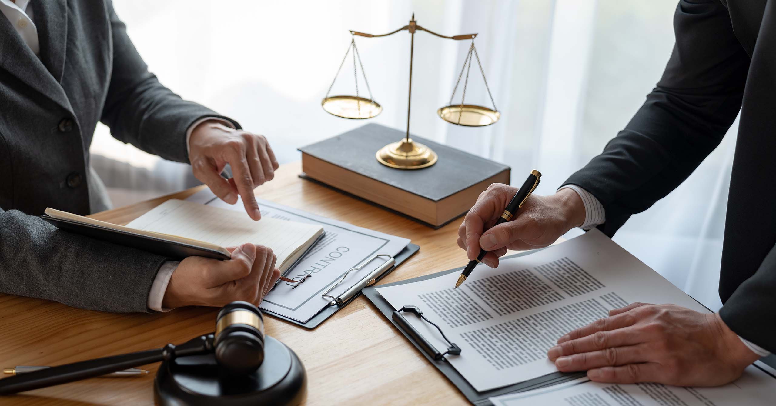 legal assistance dubai